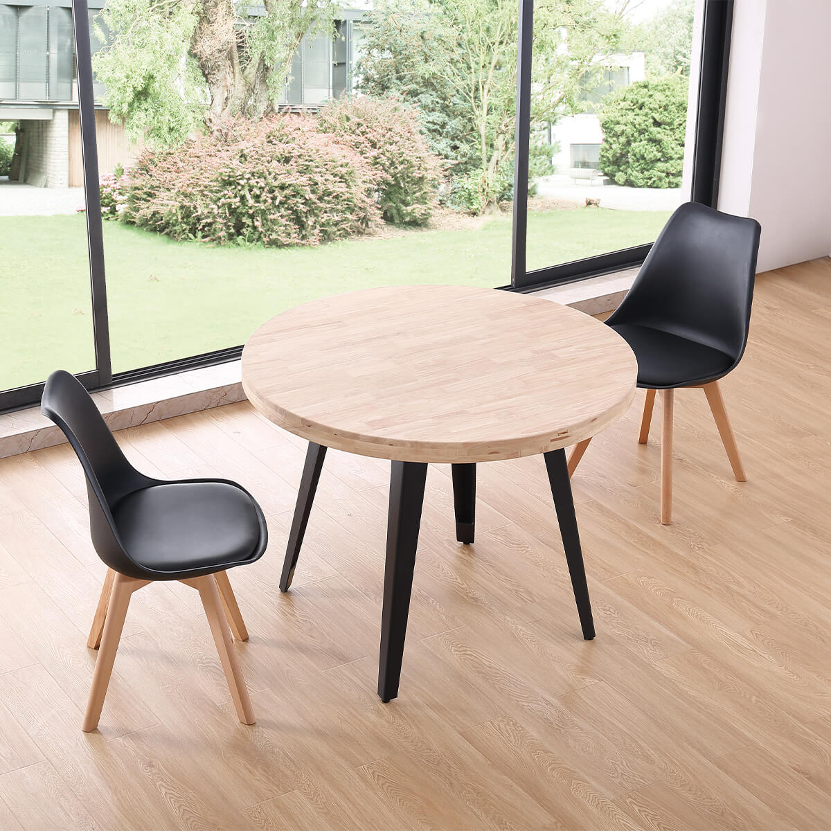 Mesa comedor redonda roble nordish y negro